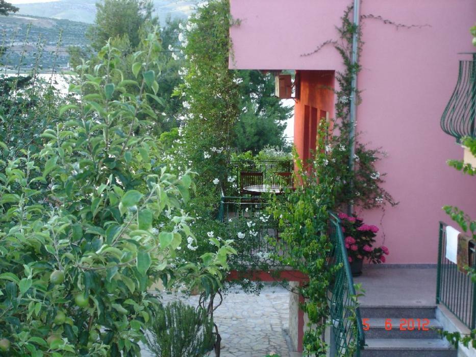 Apartmani Ante Trogir Exterior foto
